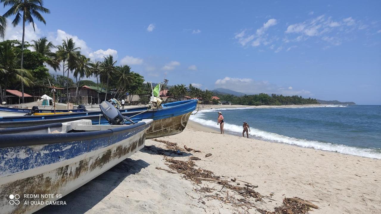 Hostal Estrellas Del Tayrona Playa Mendihuaca Guachaca 外观 照片
