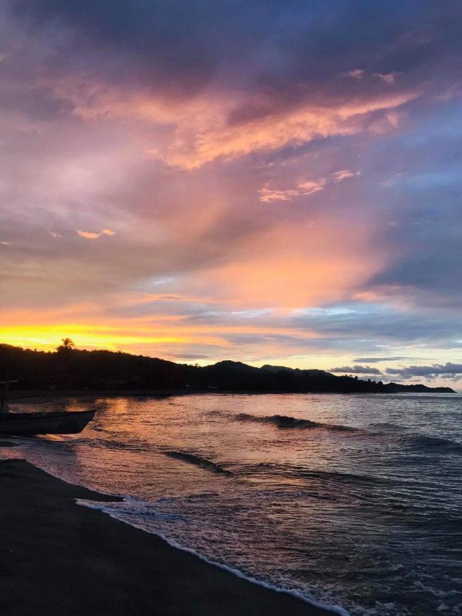 Hostal Estrellas Del Tayrona Playa Mendihuaca Guachaca 外观 照片